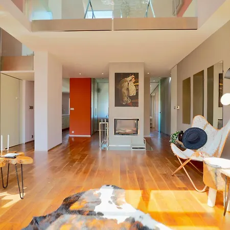 Apartman Modern Penthouse In The Center With Heated Floors & Private Terrace Views Prága