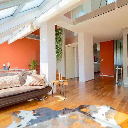 Apartman Modern Penthouse In The Center With Heated Floors & Private Terrace Views Prága
