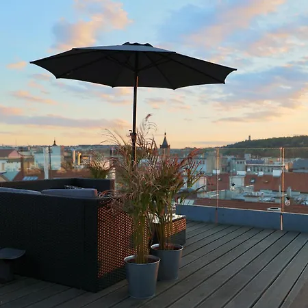 Modern Penthouse In The Center With Heated Floors & Private Terrace Views